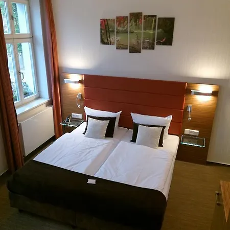 Hotel Charleston Hotel *